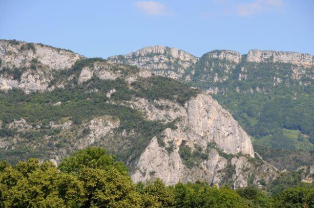 La Ferme De Chaleyre Bed & Breakfast Romans-sur-Isère Екстериор снимка
